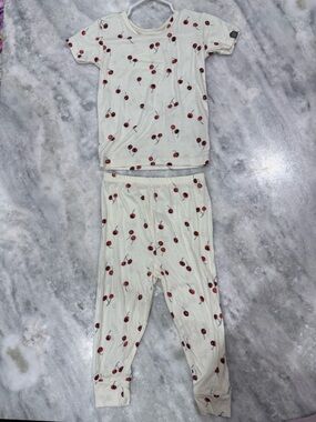 Gerber Modern Moments Bamboo Kids Cherry-Print Cream Pajama Set